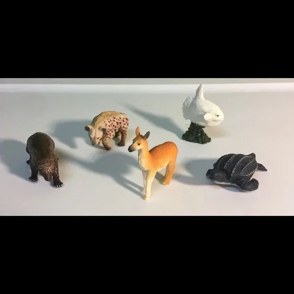 SOLD Yowie Animal Figures 5 Piece Lot - Picture 1 of 7